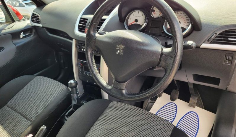 
								Peugeot 207 2010 full									