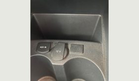 VOLKSWAGEN Polo 2013